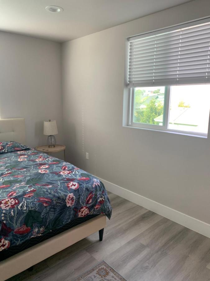 Private Room In New Appartment With Full Bath 로스앤젤레스 외부 사진